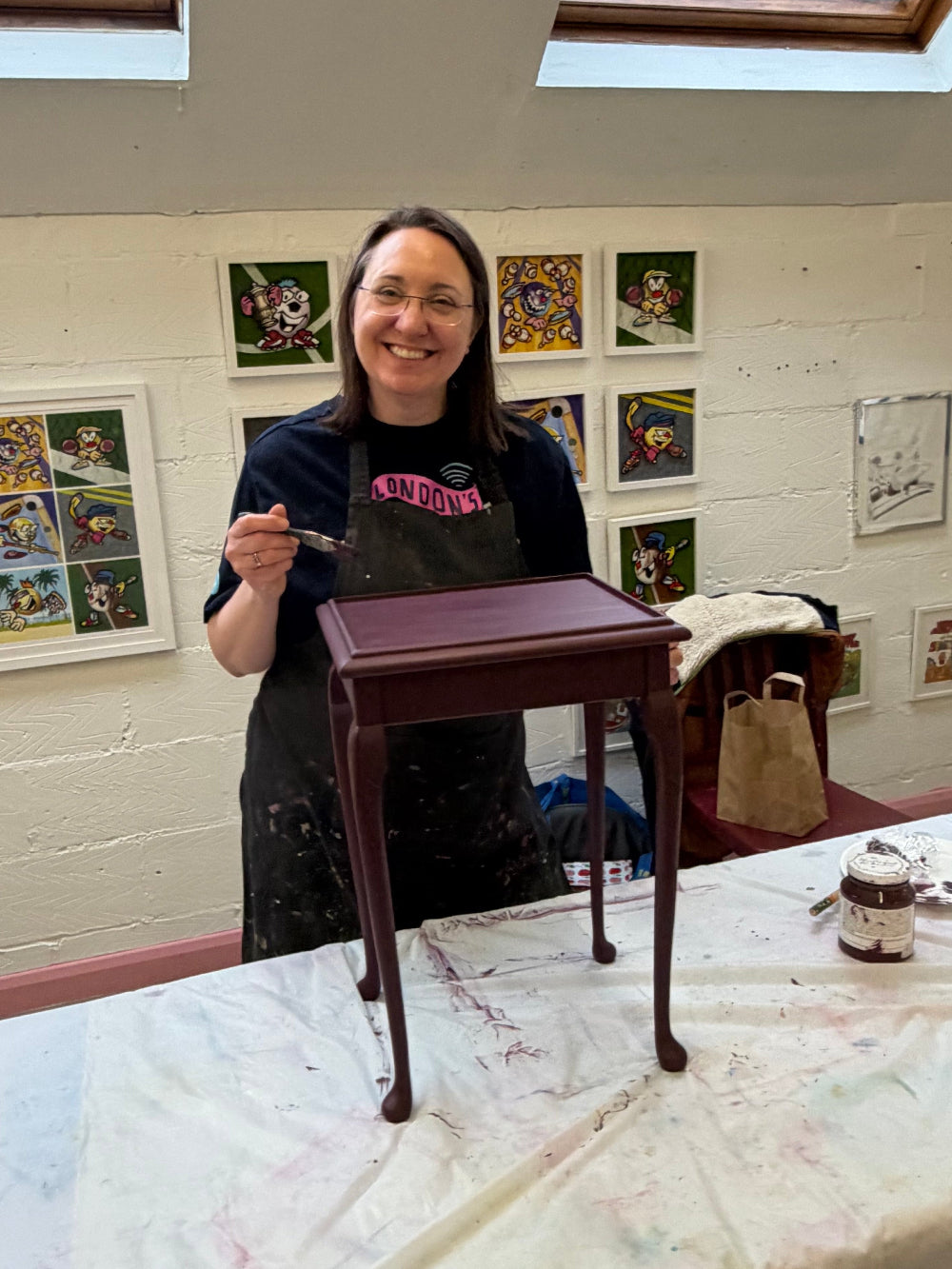 Lady paint Furniture at an Upcycling workshop in Leatherhead | Surrey